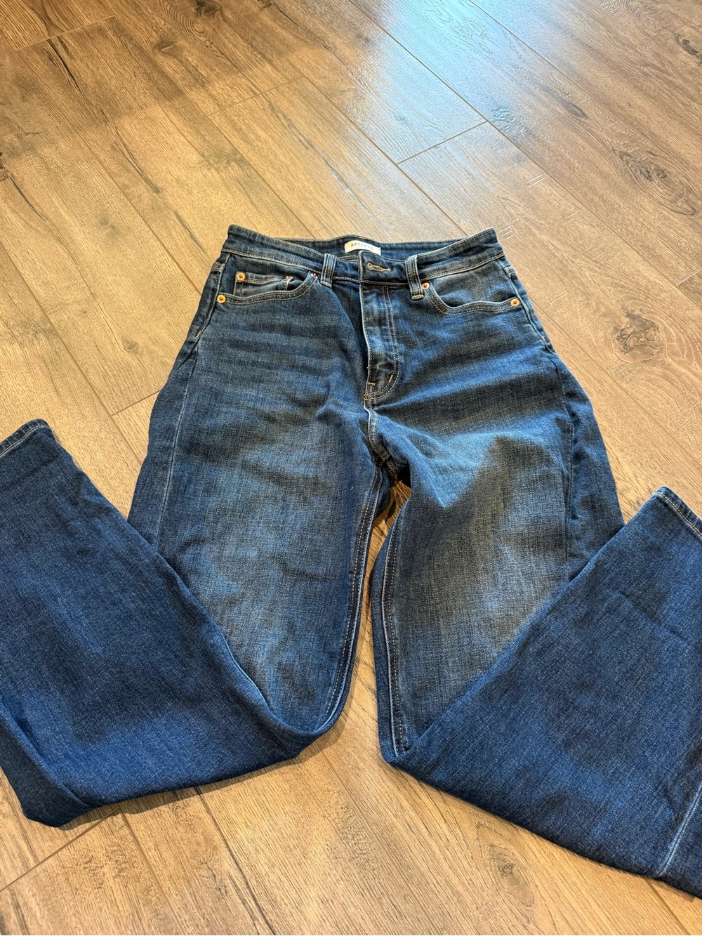 Artemis Barrel Jeans
